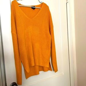 Lumiere yellow sweater size: M